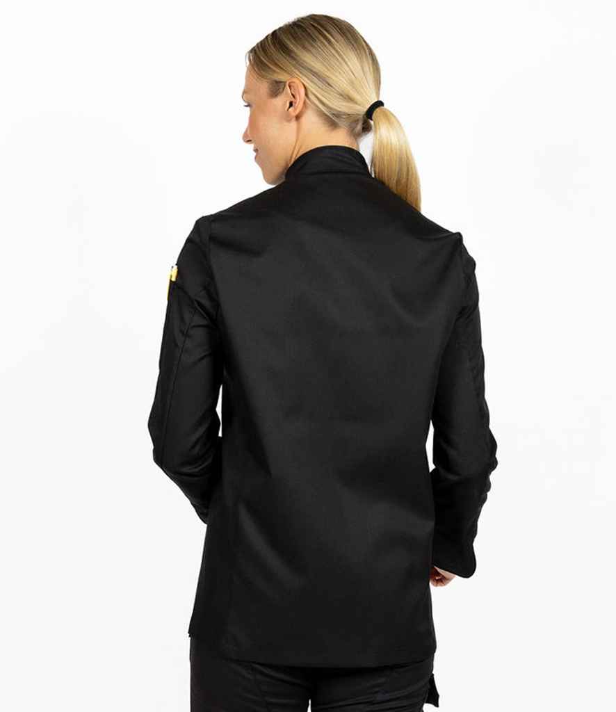 DE001 Black Model