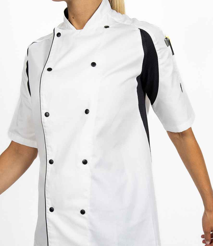 LE003 White/Black Model