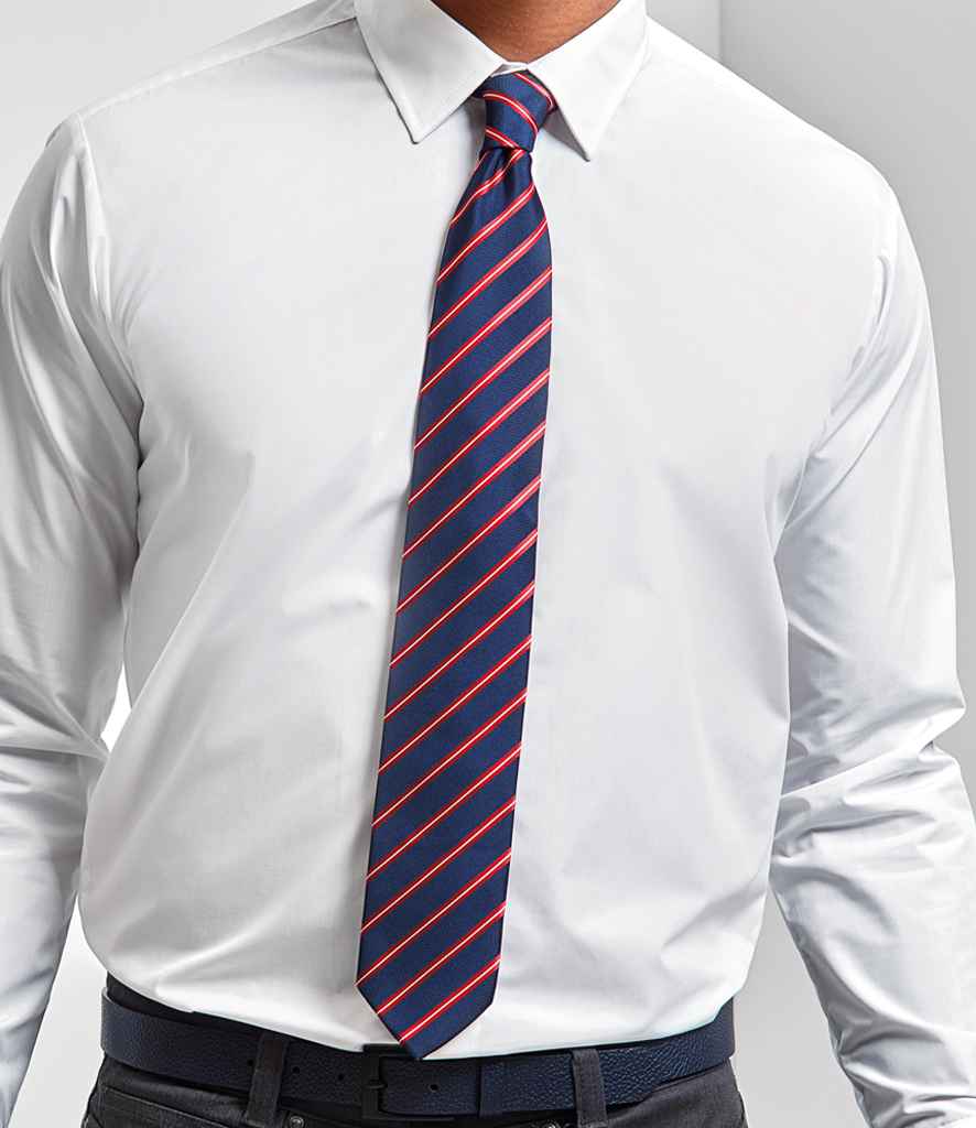 PR784 Navy/Red Model