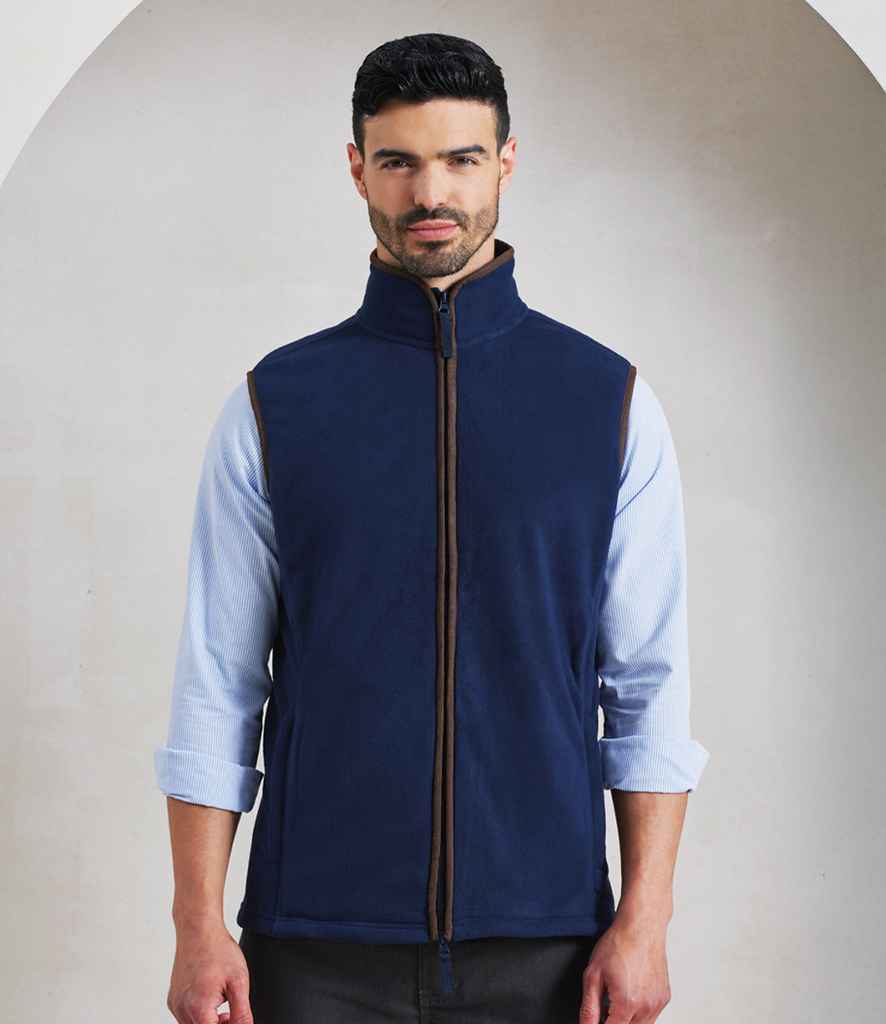 PR803 Navy/Brown Model